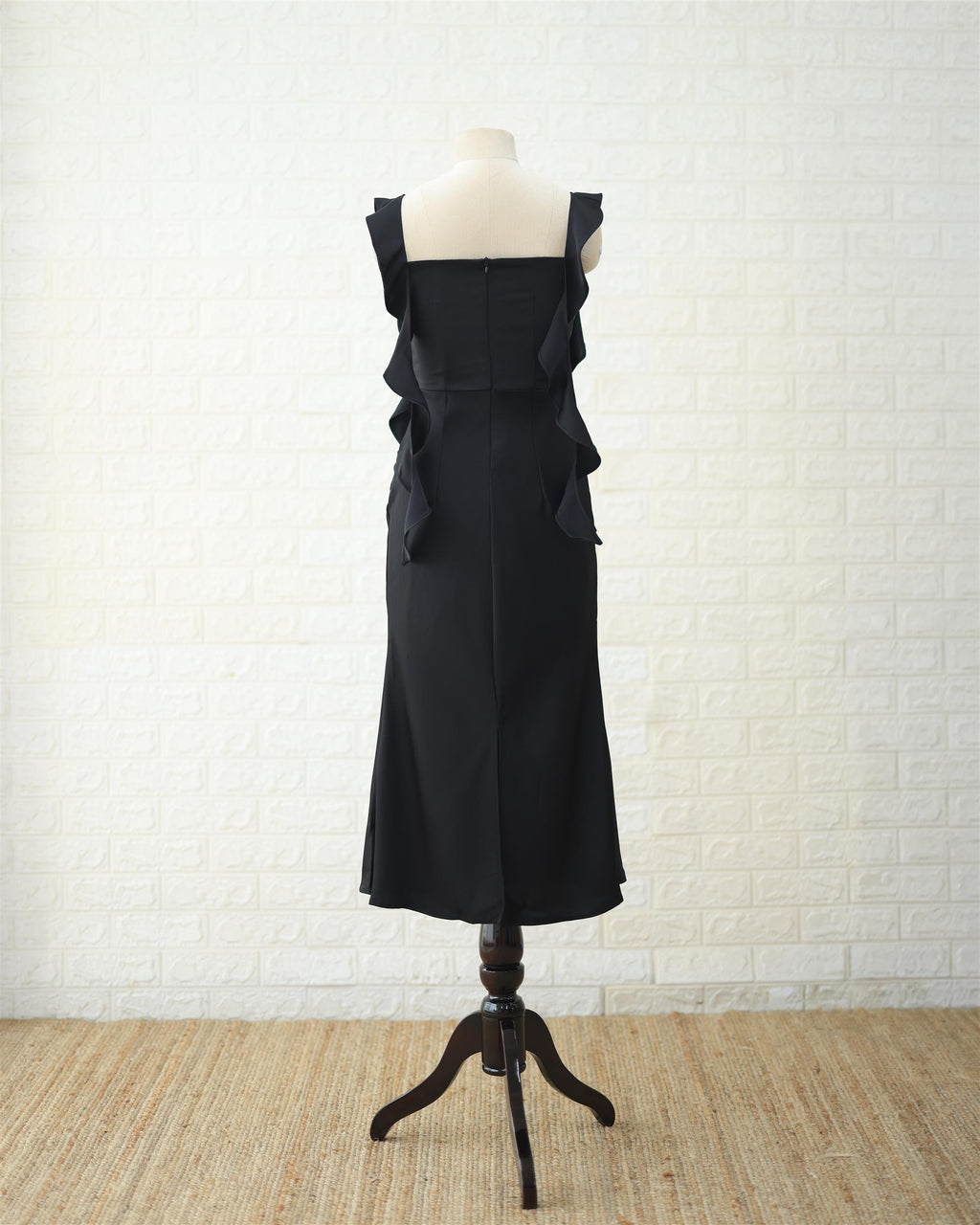 Noir Ruched Midi Dress in Black, side view